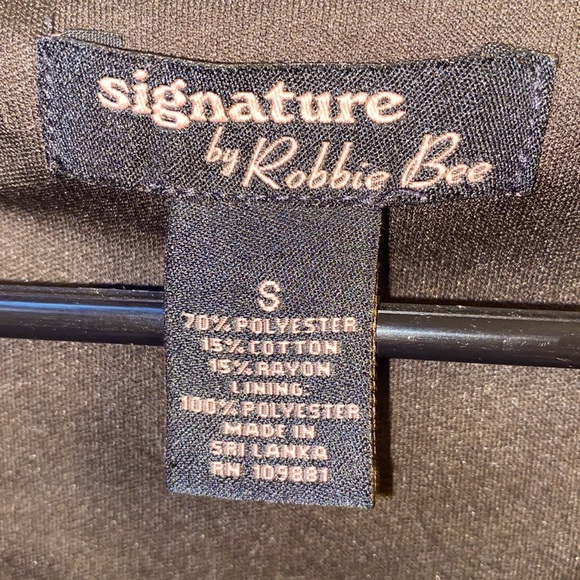 🎃Signature by Robbie Bee Striped Knit Lined Dress - Picture 7 of 8